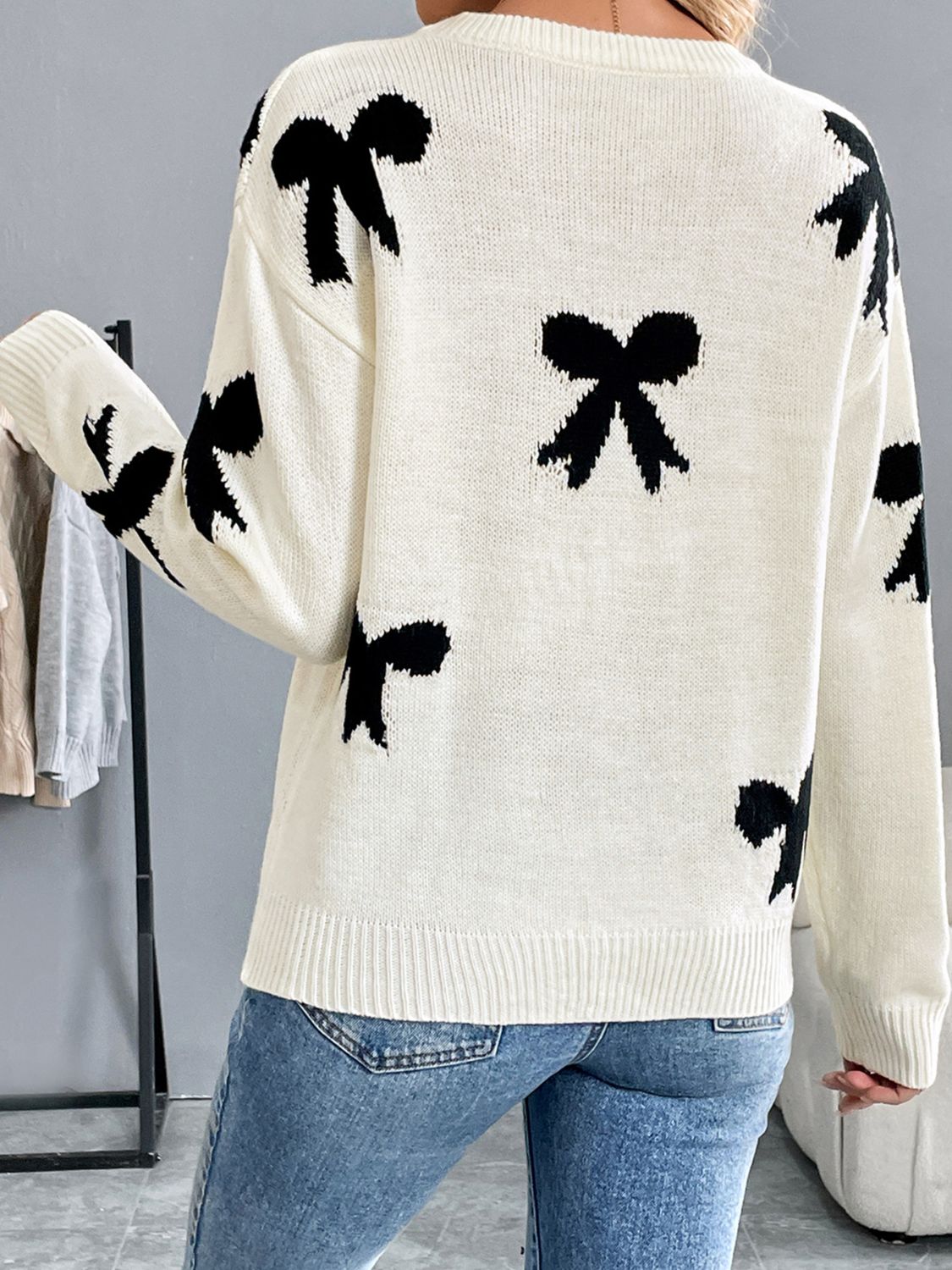 Perfee Bow Graphic Round Neck Long Sleeve Sweater